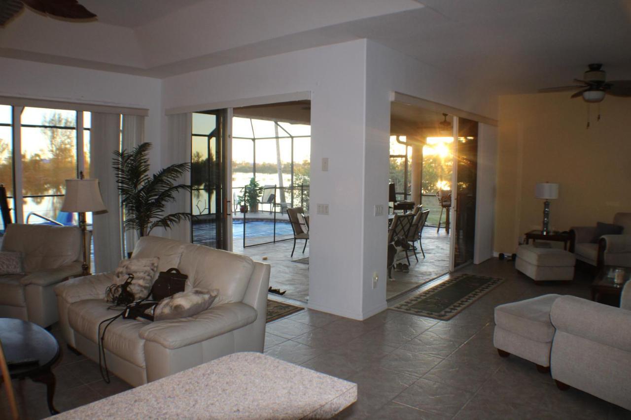 Wildlife Views & Fishing Villa Cape Coral